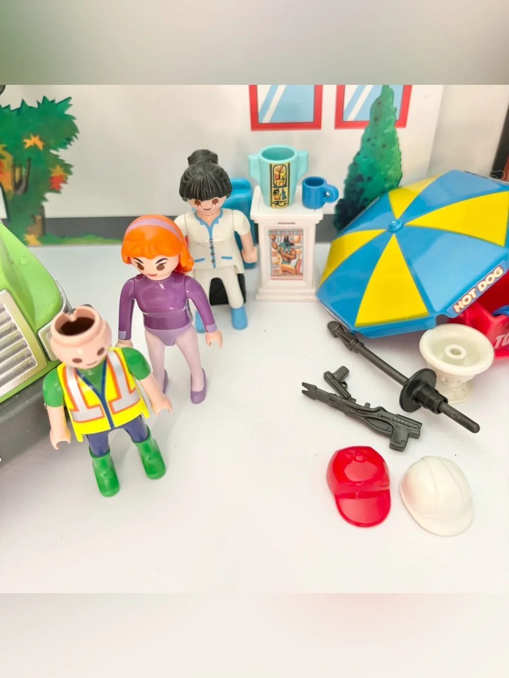 Playmobil Lot Medical Center Garbage Truck Figures Accessories